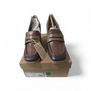 Classic Sanctuary Women's Brown Leather Penny Loafers